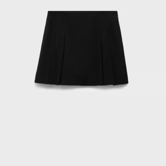Mango pleated skirt - worn one time - Picture 3 of 4